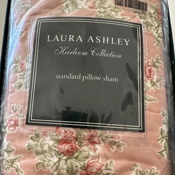 LAURA ASHLEY STANDARD PILLOW SHAM/BRAND NEW - Picture 1 of 4